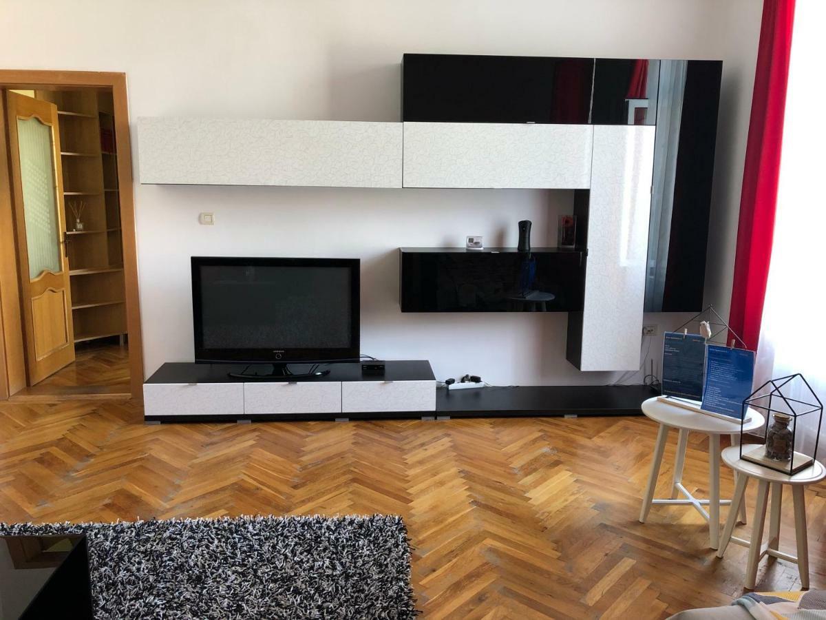 Schei Apartment 2 Braşov Eksteriør bilde